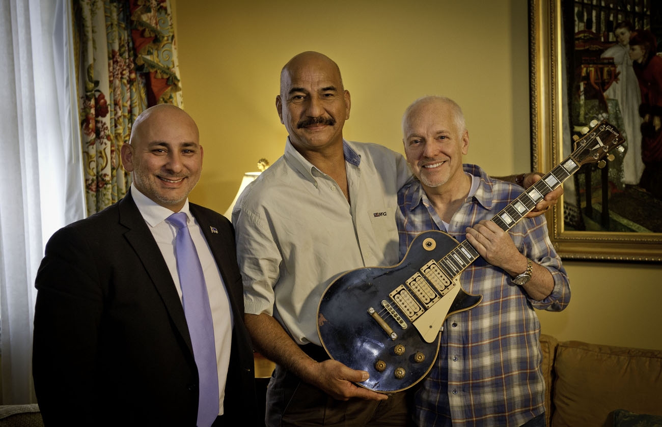 That time @mileycyrus turned \, image size:1300x839