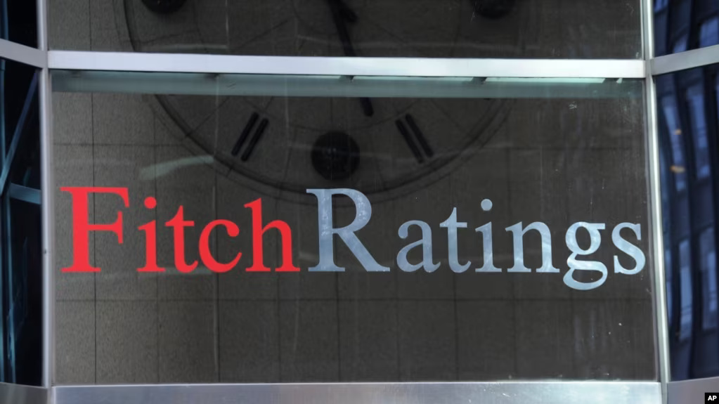 Fitch: Recortes de tasas e inflación bajo control impulsarían economías latinoamericanas