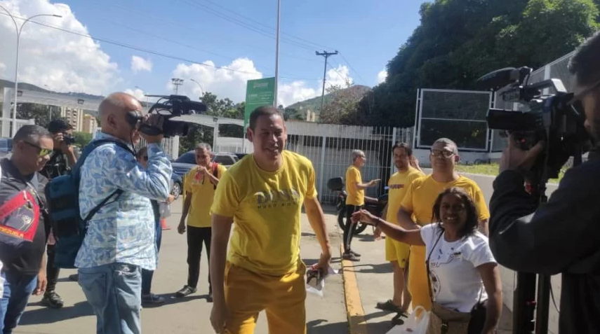 Maduro comienza a excarcelar presos políticos